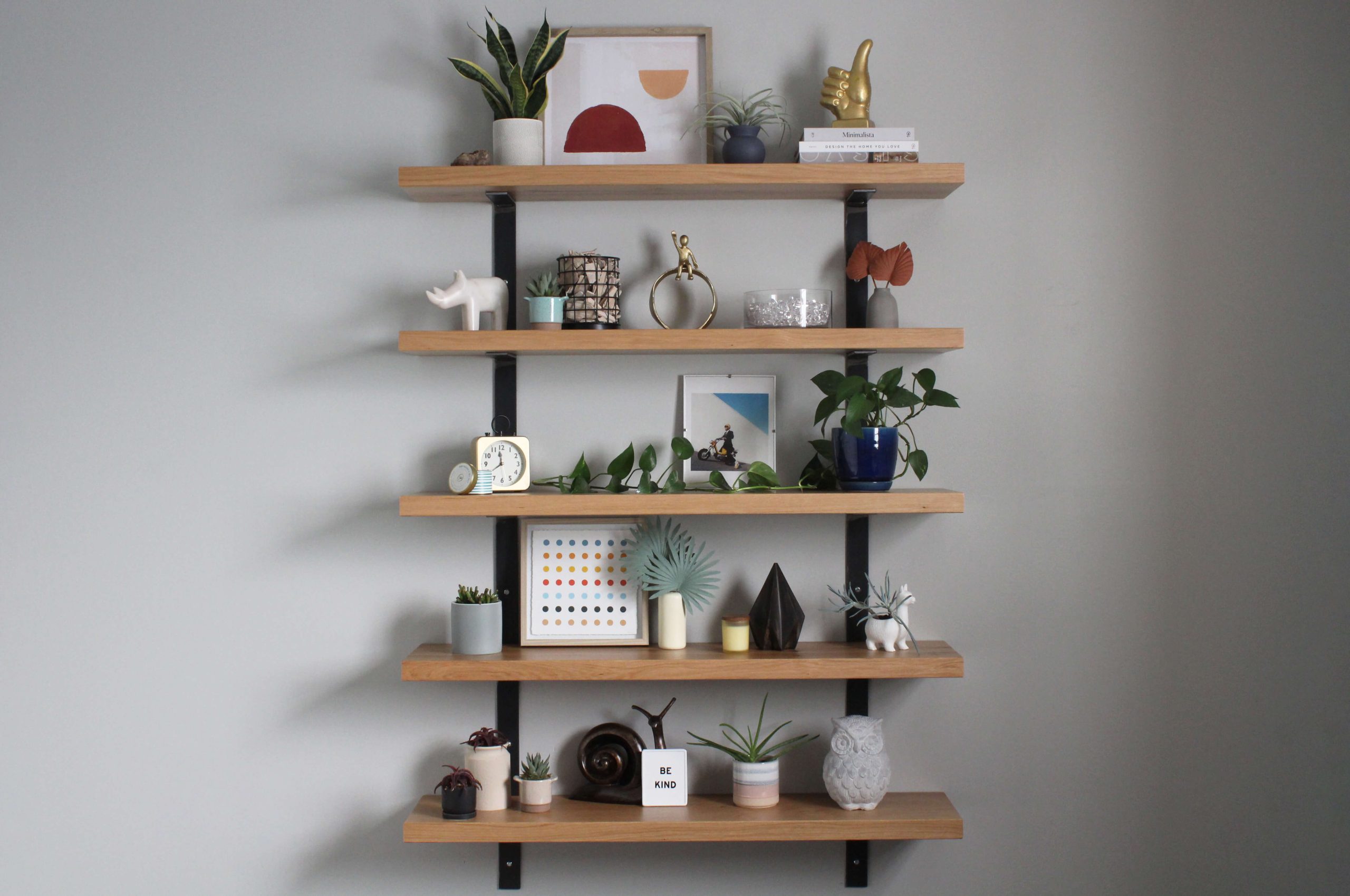 Oak-Clear-Coat-Floating-Bookshelf-2