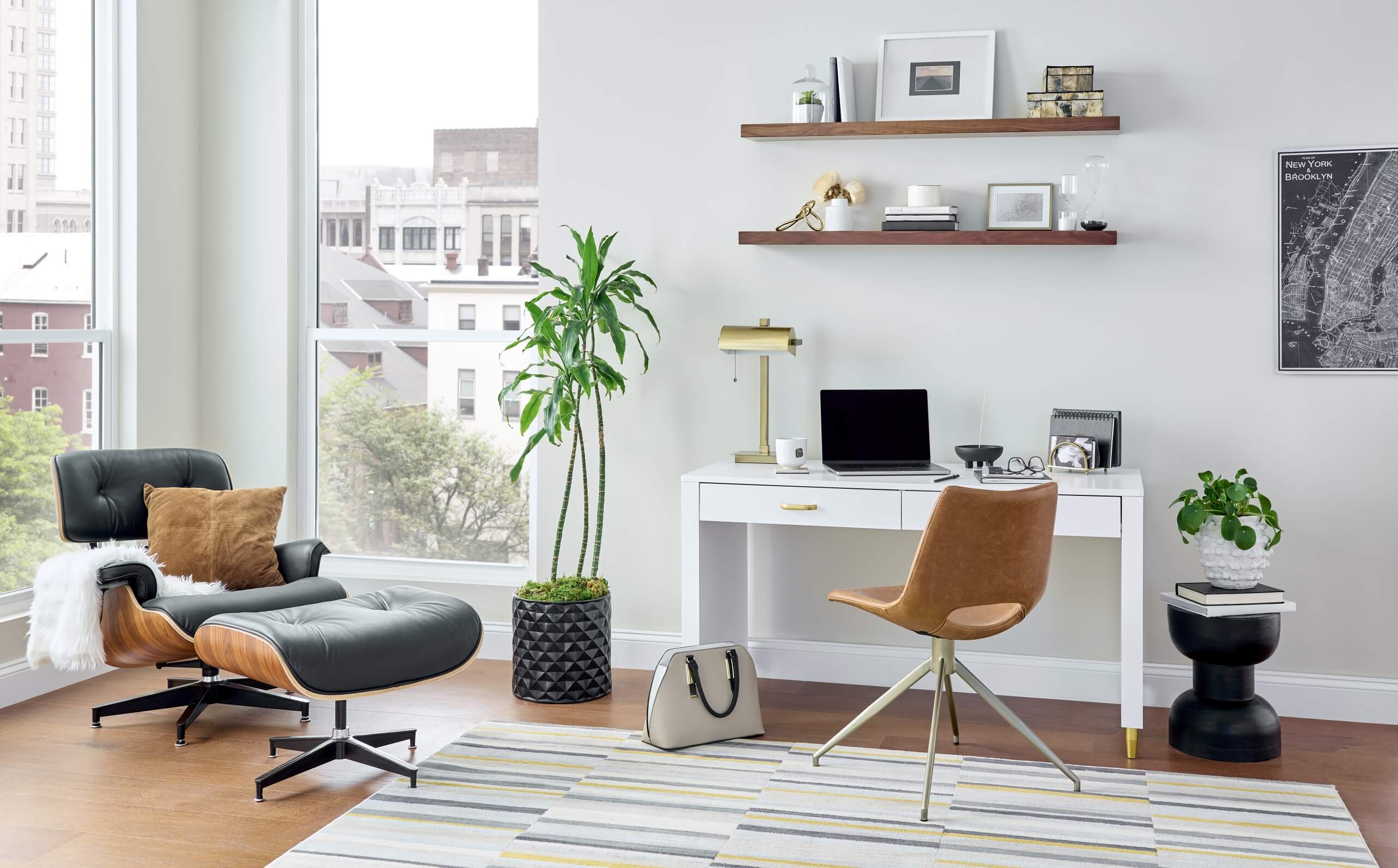 TCS-NYC-Apt-Black-Walnut-Floating-Accent-scaled-1